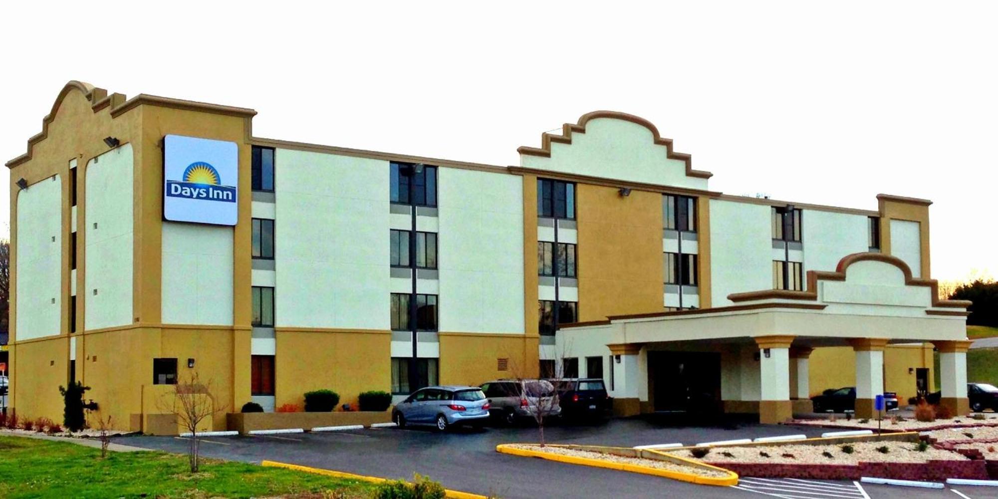 Days Inn By Wyndham Hagerstown I-70 Exterior photo